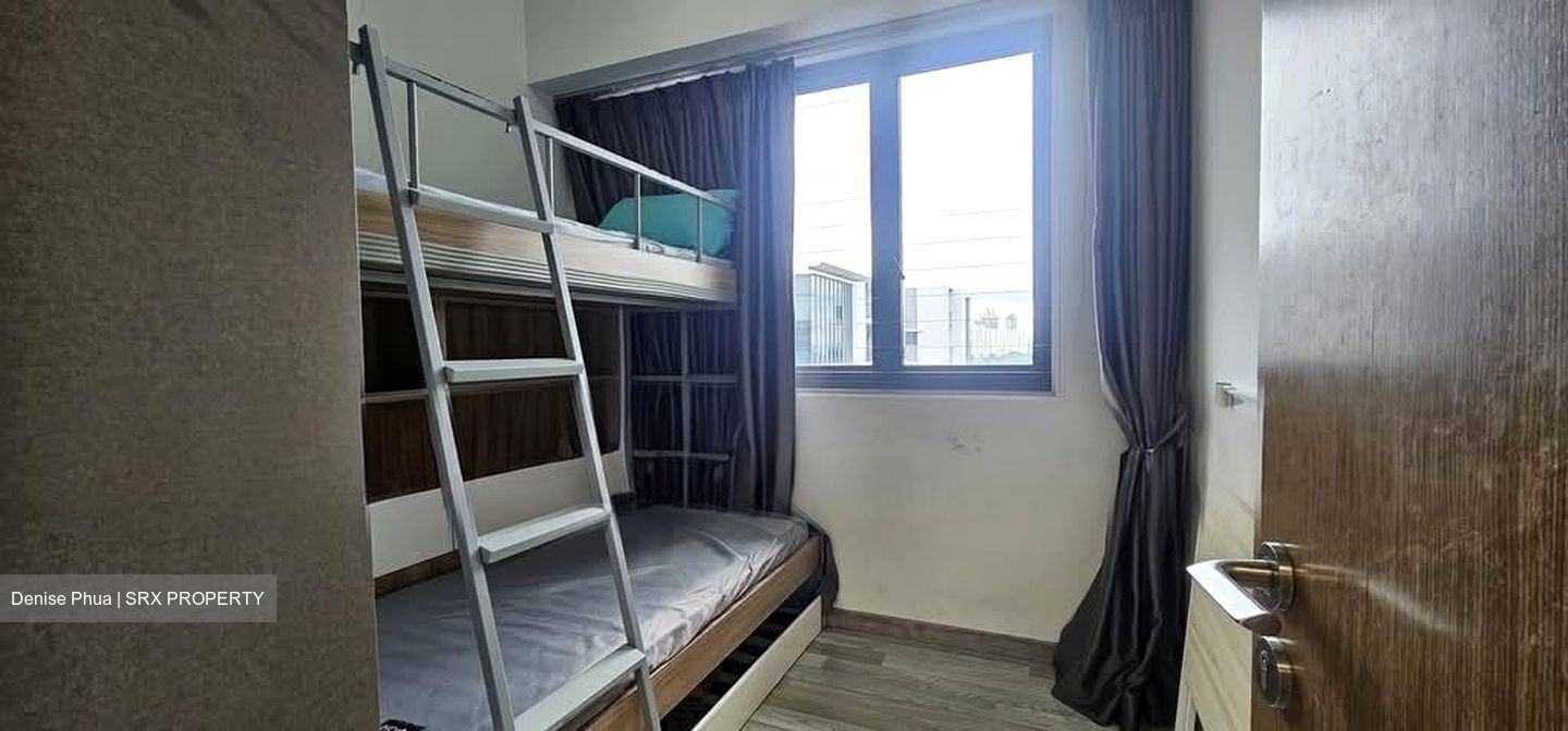 Lakeville (D22), Condominium #572655041